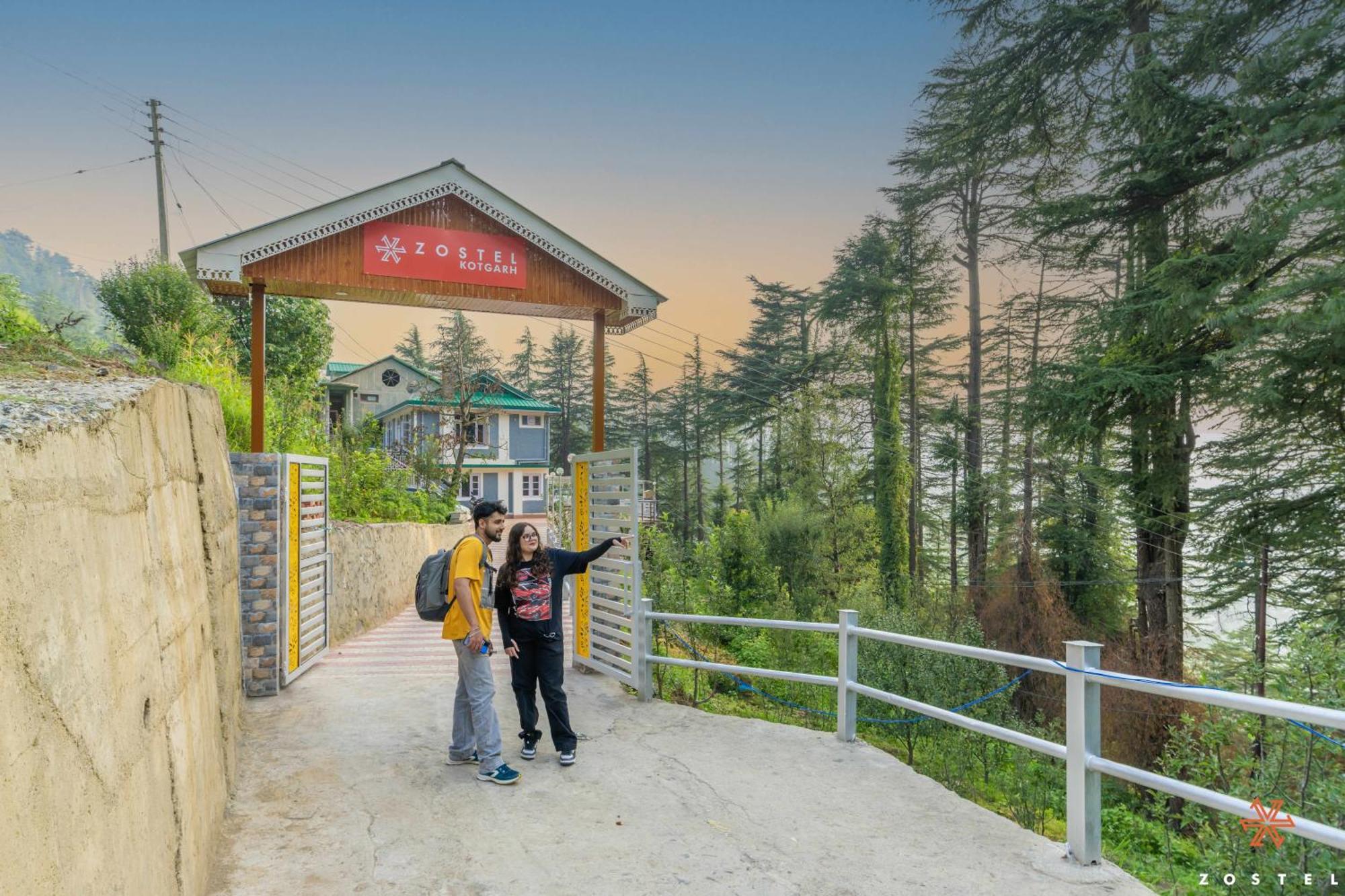 Zostel Kotgarh, Narkanda Exterior photo